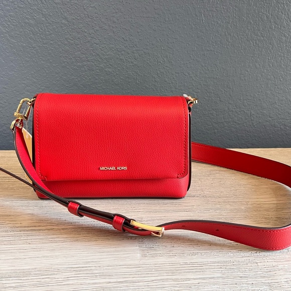 🆕 Michael Kors Vibrant Red Crossbody Bag - Picture 5 of 9